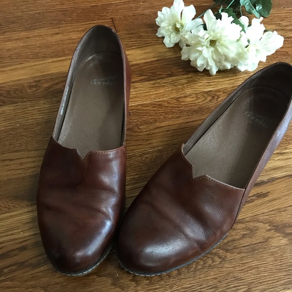 Dansko Shoes - Dansko Liliana Chestnut Burnished Calf Wedge Sz 40